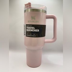 Stanley 40oz Tumbler in PARFAIT
